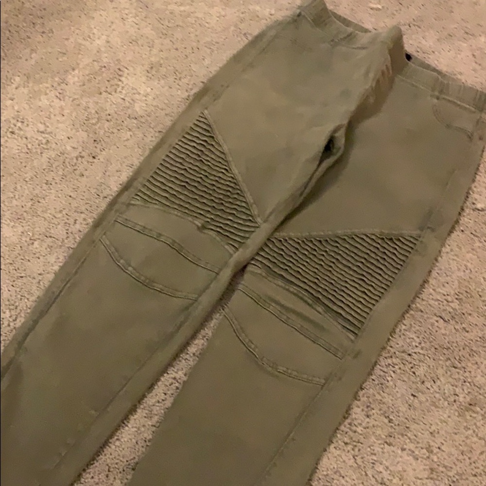 Hunter green leggings
